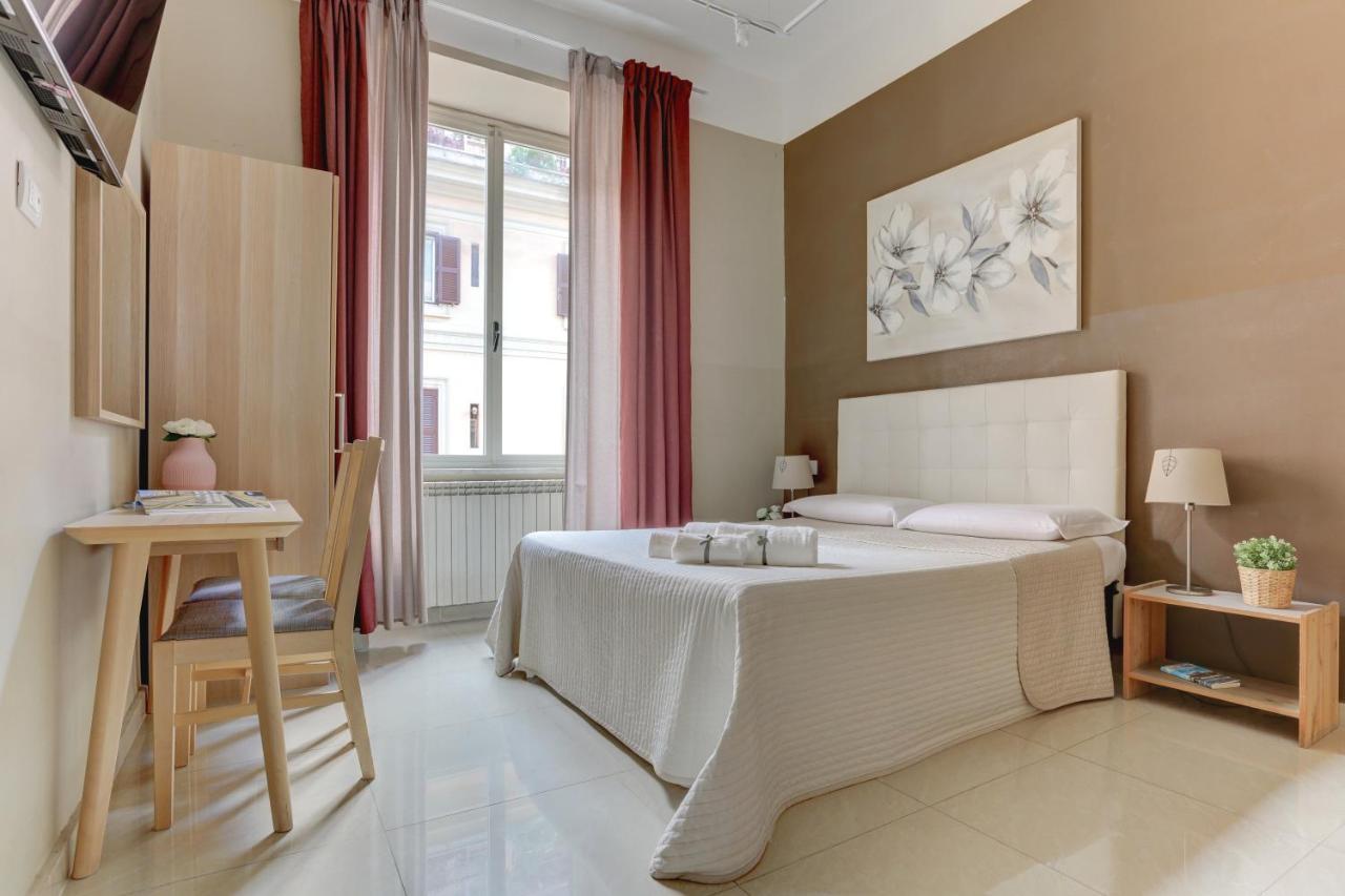 Claudia House Roma Termini Bed & Breakfast Bagian luar foto