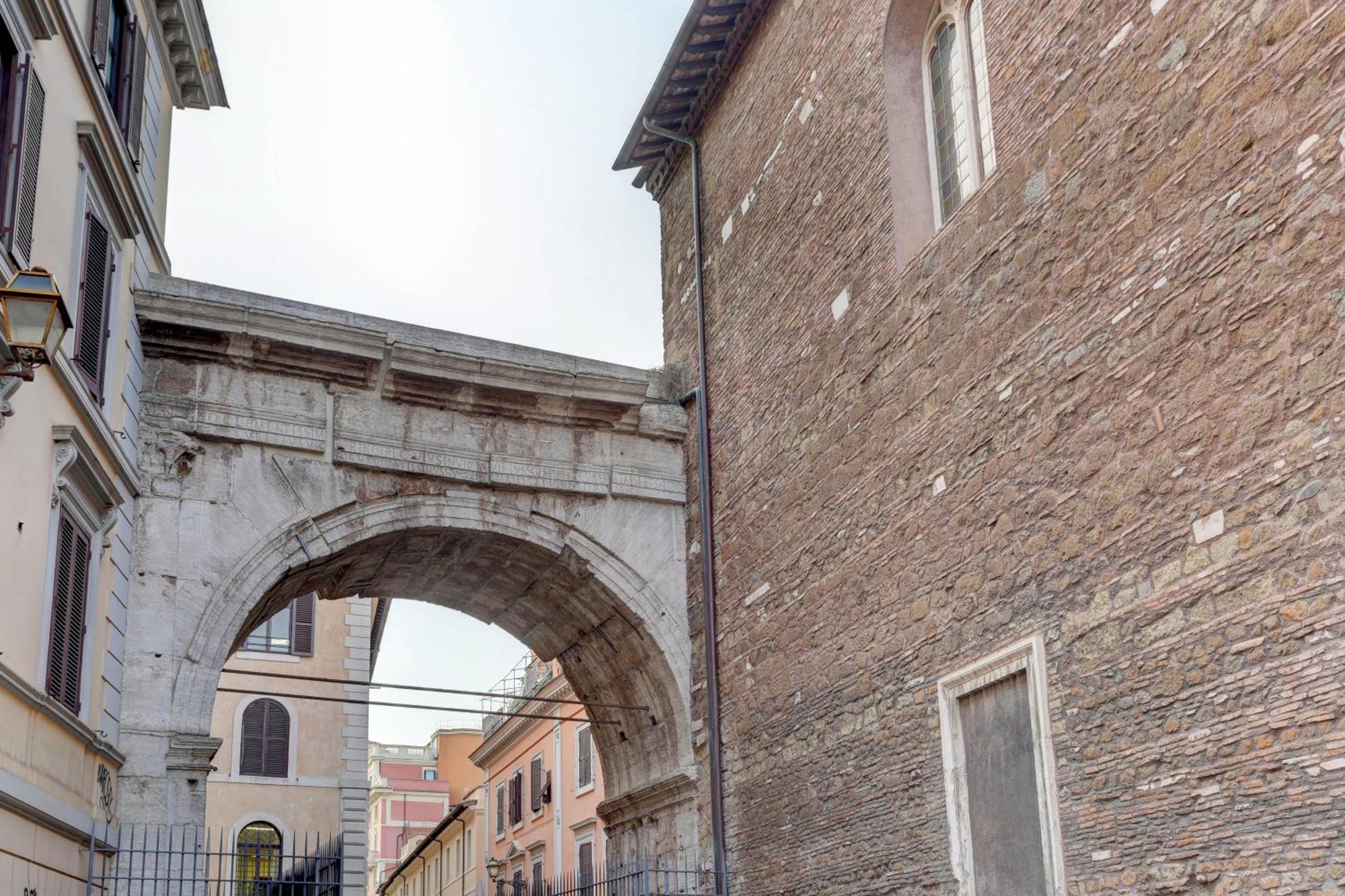 Claudia House Roma Termini Bed & Breakfast Bagian luar foto
